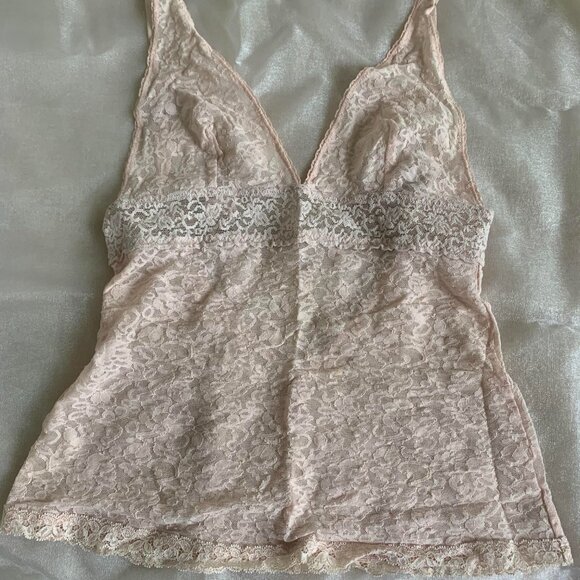 Baby pink sexy lingerie top with keyhole cutout in back. 100% cotton size small - Picture 2 of 7